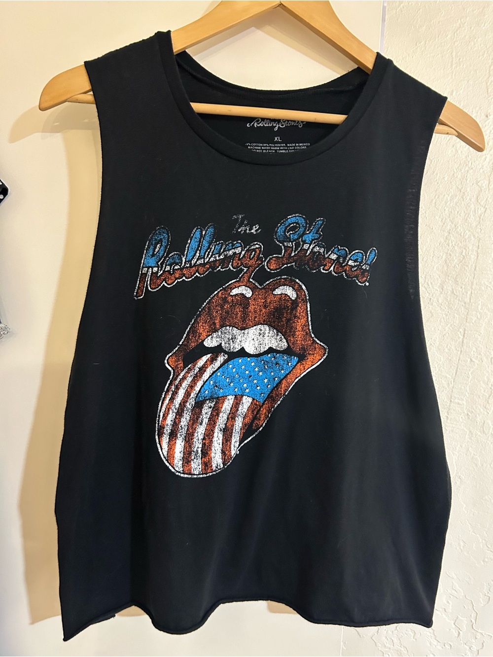 💚5 for $25💚Rolling Stones Black Muscle Tee with Red, White & Blue Tongue Graphic